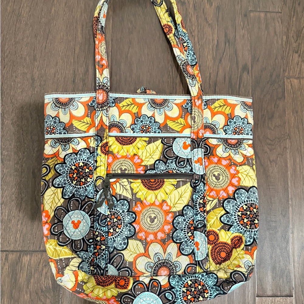 Disney Vera Bradley Mickey Perfect Petals Tote